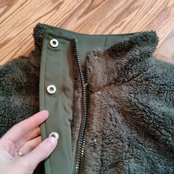 Green Fleece Jacket, NWOT - Picture 3 of 10